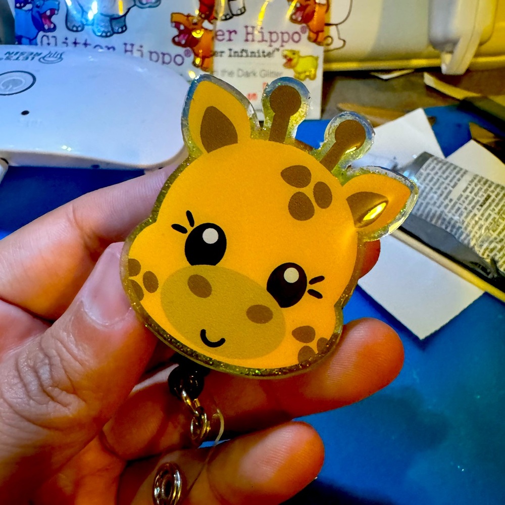 Giraffe badge reel